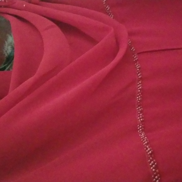 🔥Sizzling🔥 Red Full Length Dress With Matching Scarf - Picture 4 of 9